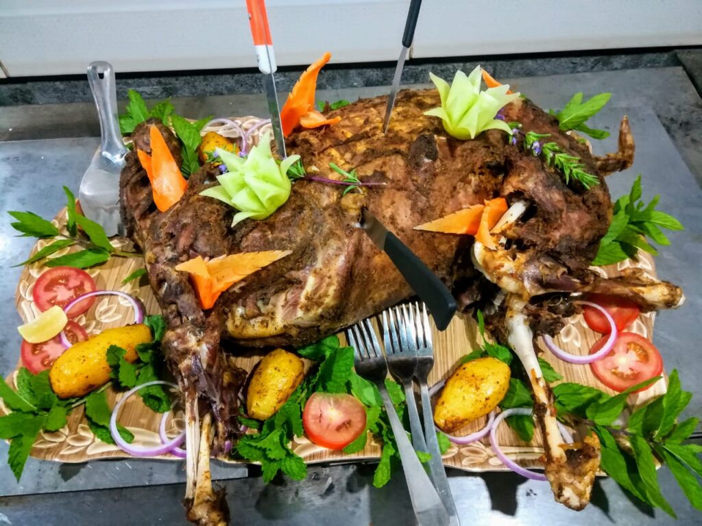 Safari Resort dining photo 2